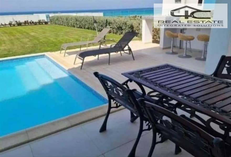 10 6180851-848bco. png