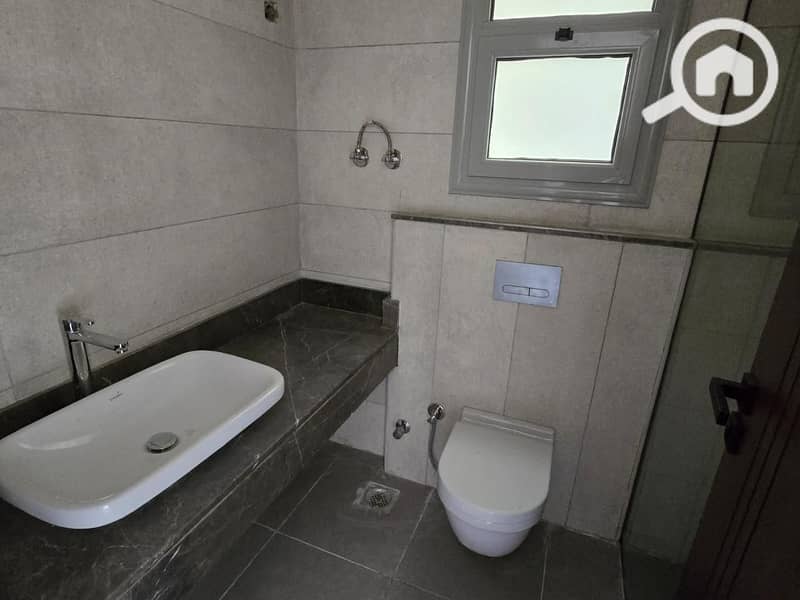 4 WhatsApp Image 2025-11-18 at 7.16. 26 PM (3). jpeg