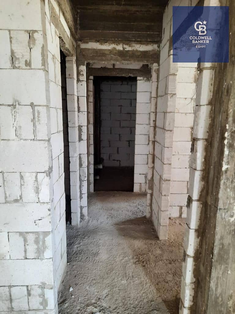 2 a63f0abb-f77e-411f-bbb2-720c6c802d70. jpeg