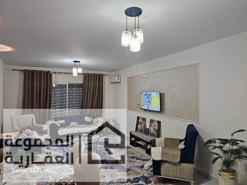 3 475b3c90-a367-4a0e-87aa-ab7e2b41fb38. jpg