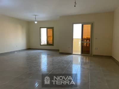 فلیٹ 5 غرف نوم للايجار في 6 أكتوبر، الجيزة - IMG-20251118-WA0037. jpg