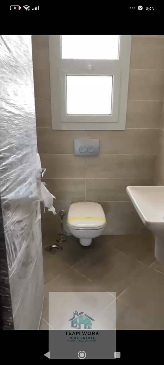 9 c943c0ed-a35e-4902-83e1-6ada573f063a. jpg