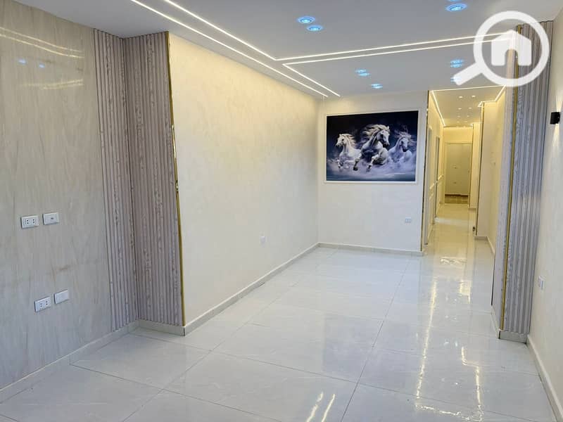 6 06814d0e-553a-41eb-b572-150598ab6343. jpg