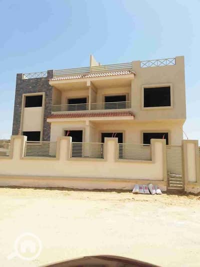 6 Bedroom Twin House for Sale in Sheikh Zayed, Giza - 78040. jpg