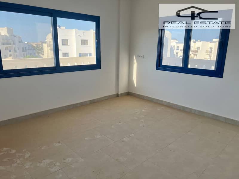 4 WhatsApp Image 2025-11-19 at 16.01. 56 (1). jpeg