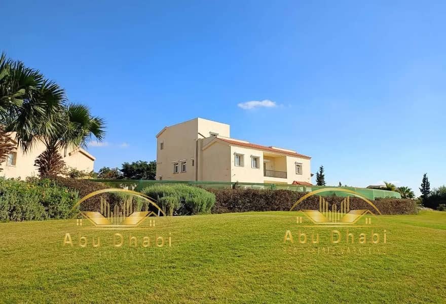 5 555939952_122163542600800390_8653414034635623236_n. jpg