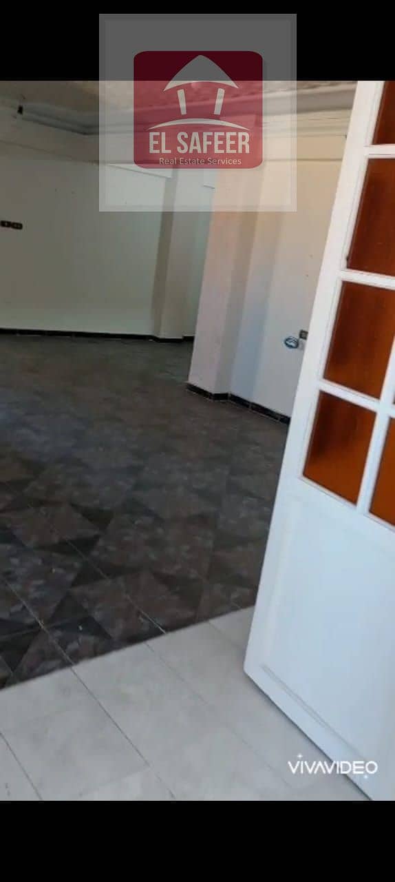 7 6d2e29e8-3537-4df0-ab49-a6271520e6b4. jpg