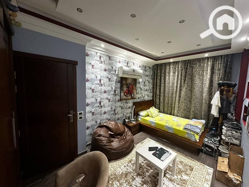 2 4c95d8a1-efec-494d-ad9c-ce80c8c91025. jpg