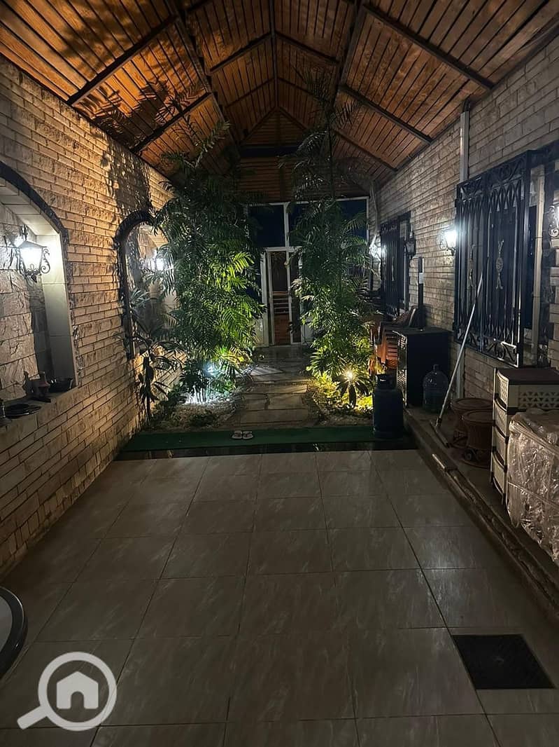 4 5f5e1891-c3d6-4203-8dd9-afe906d1f317. jpg