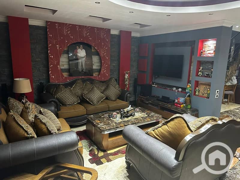 10 8173b026-7570-42f1-884d-835d2c67a92b. jpg