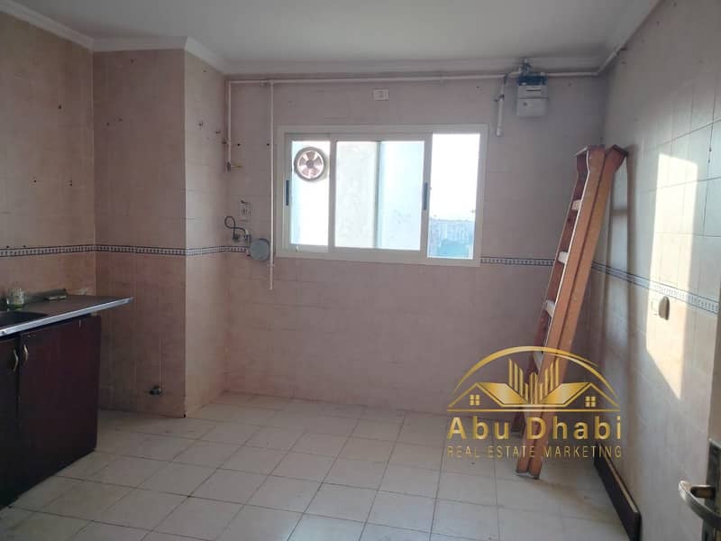 9 5a891986-2337-45f7-b137-b588e1ad0a0e. jpg