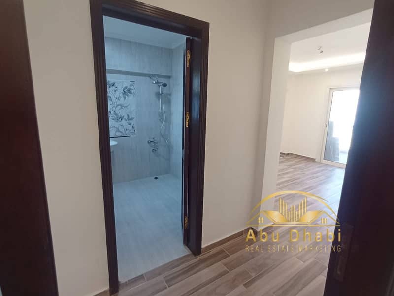 7 a18550f0-dd42-47a6-bae7-b40f13a6d35c. jpg