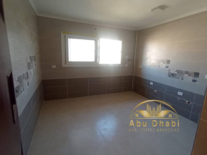 8 57b4c82b-16c5-4649-a332-fbd58670870e. jpg