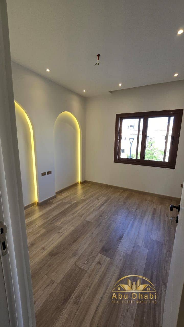 5 a038bc71-370a-4539-8bf6-8d44320b3e68. jpg