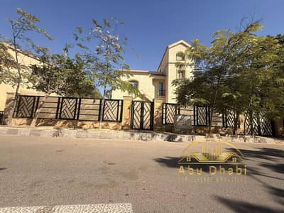 فیلا 4 غرف نوم للبيع في مدينتي، القاهرة - 303338ec-27cc-4bc0-a6c9-4ad6a7f640a2. jpg