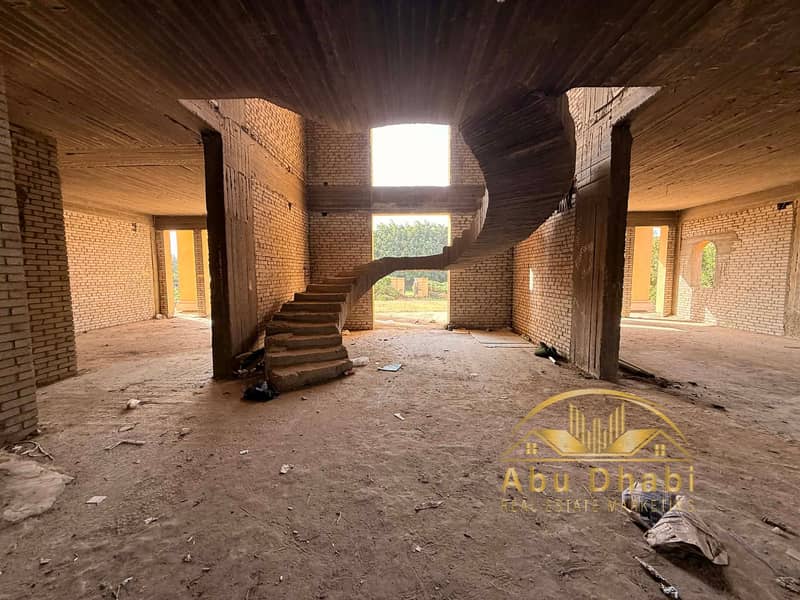 4 4da730c3-84eb-4df7-abe8-ad6c22b0d029. jpg