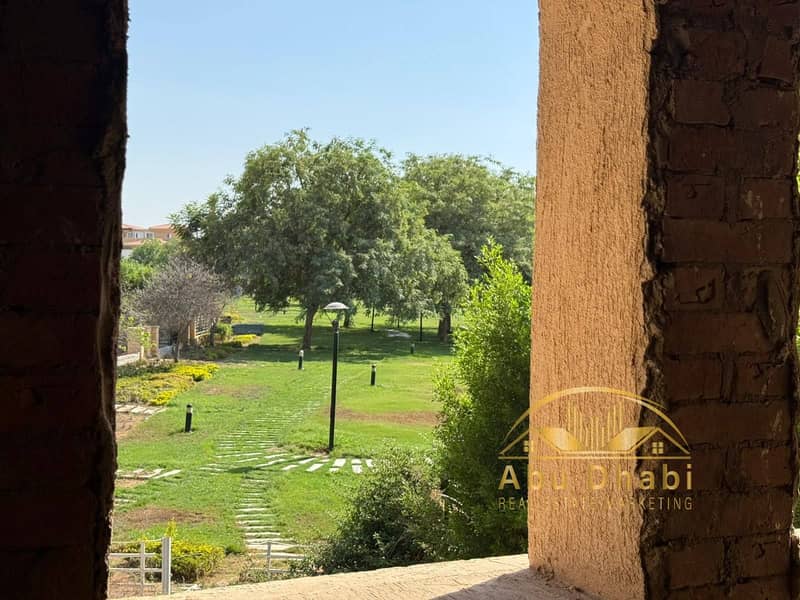 6 540895906_764318589678373_6107053373479171402_n. jpg