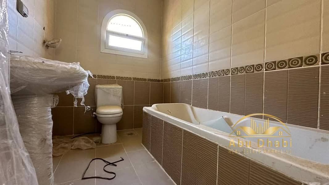 7 545342265_772838902159675_7369278850611301938_n. jpg