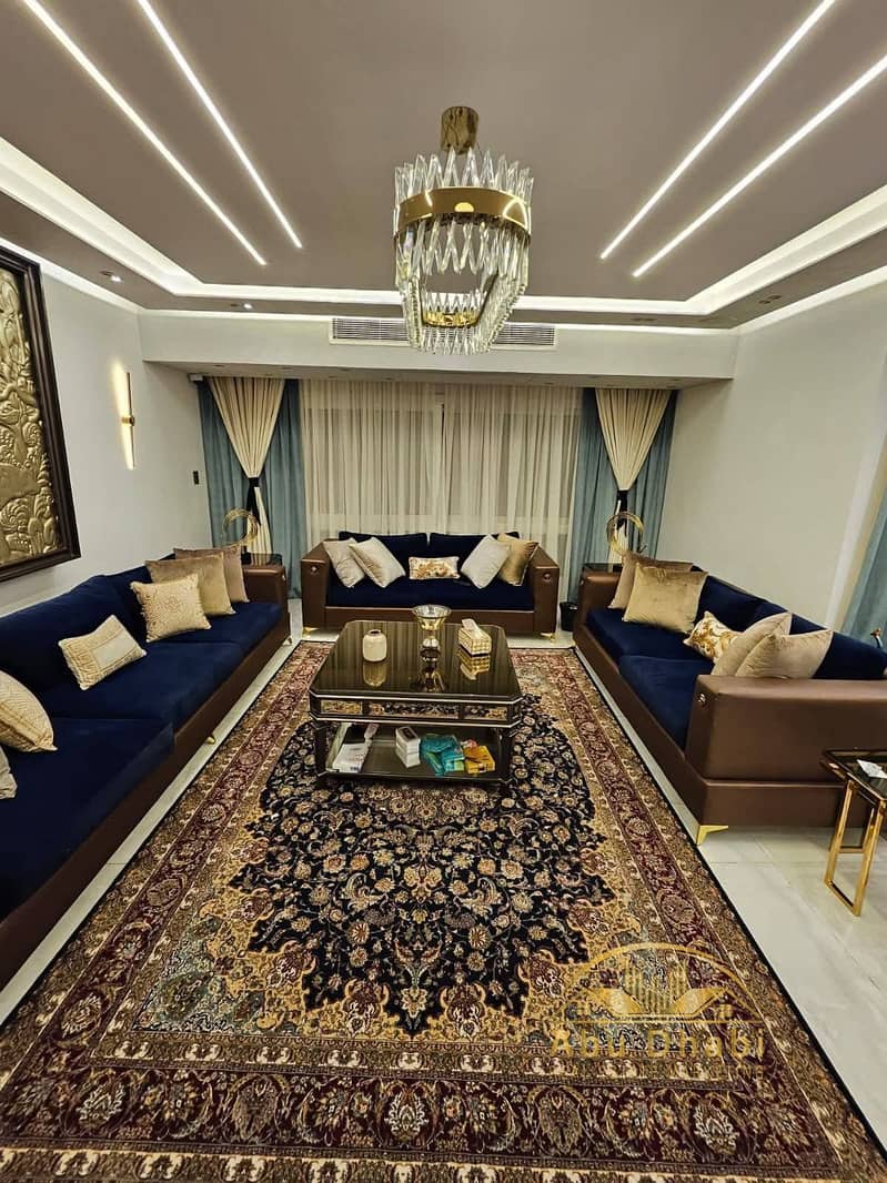 9 559851707_122164250432800390_4613032932901664551_n. jpg