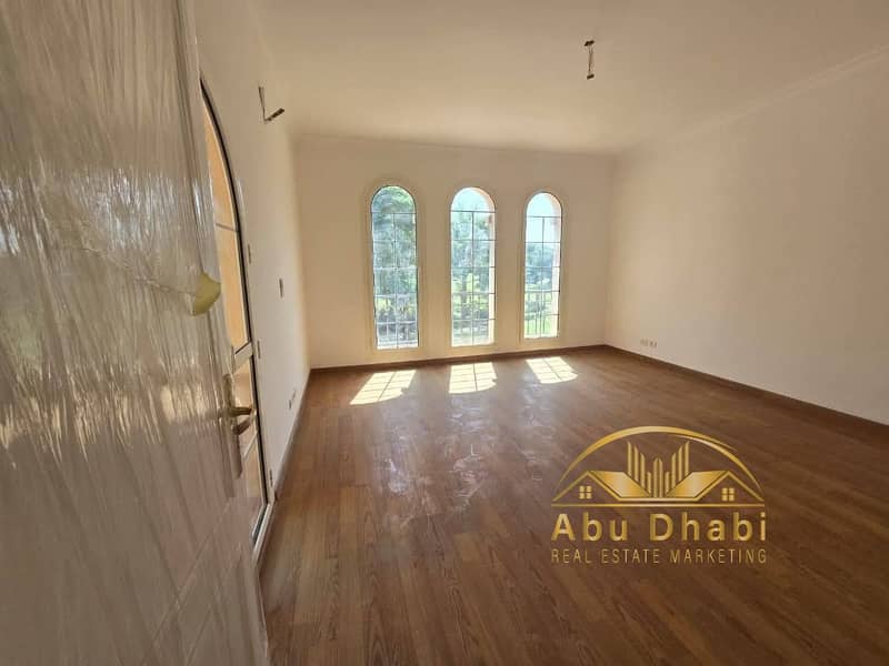 4 542756107_765780579532174_5753776021589609727_n. jpg