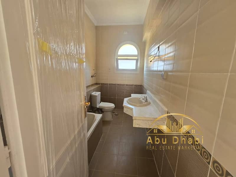 5 542315689_765780622865503_4389101156899506843_n. jpg