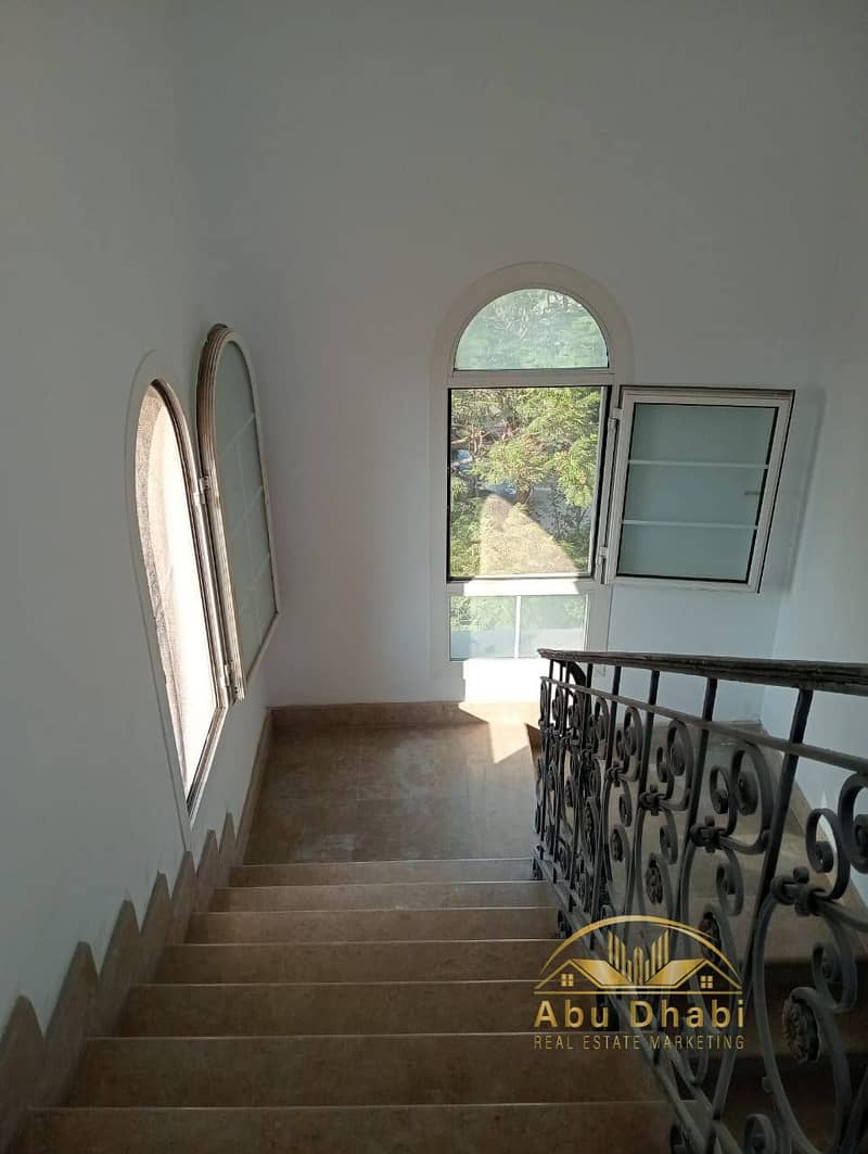 9 538642769_122164888778786342_2483776996593048646_n. jpg