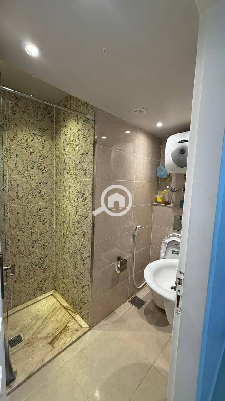 5 WhatsApp Image 2025-11-18 at 8.22. 11 PM (2). jpeg