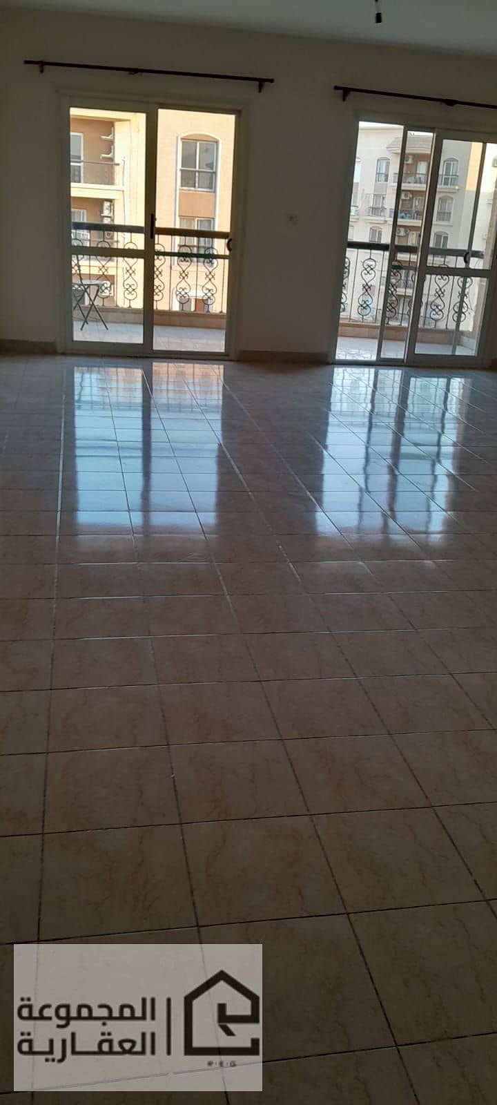 3 4b83b503-d3eb-4674-89c8-3cf1a3af9ab7. jpg