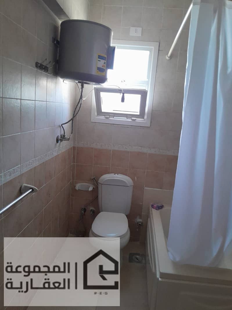 6 77342dde-19d2-470c-85a7-13d3cc49f420. jpg