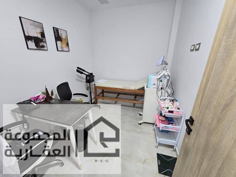 8 d80ffb1e-7b6c-4bb4-83c9-82289f7fd69c. jpg