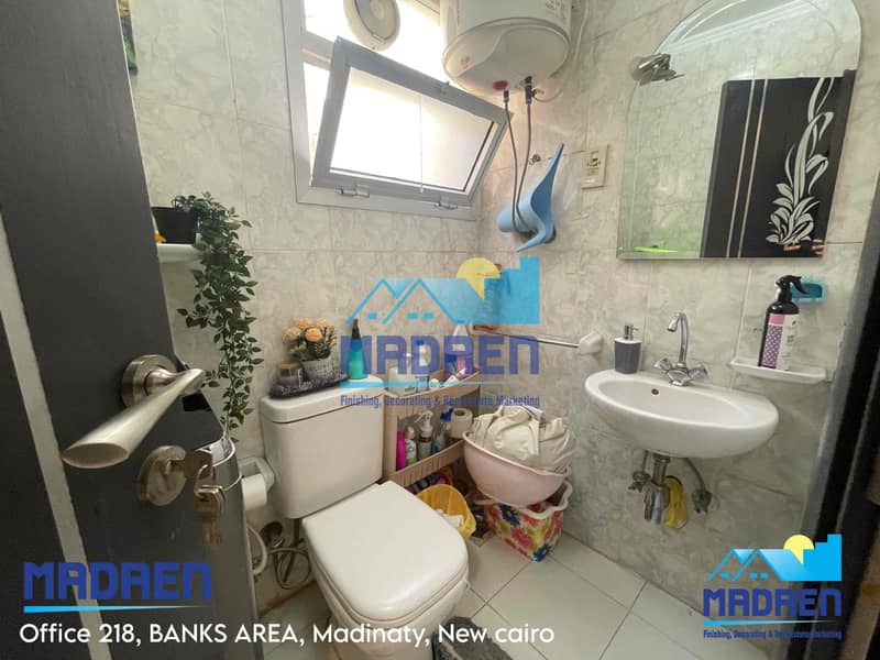 9 3FD915A9-4B95-4A7D-B68A-B0A167F12510. jpg