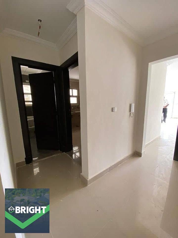 872b7179-bba7-46f3-a0bb-afc272677d17. jpeg