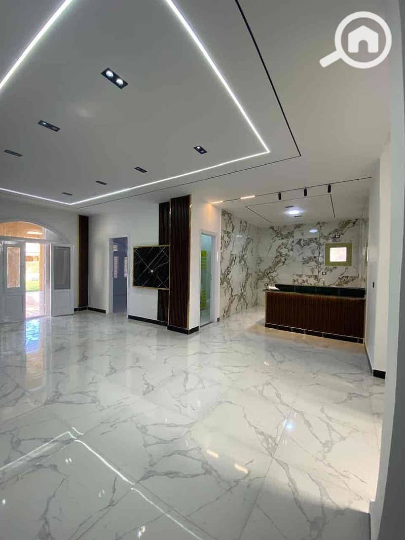 6 dacb593f-8090-4575-bf44-6852c683934b. jpg