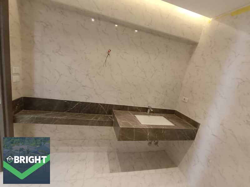 7 WhatsApp Image 2025-10-08 at 18.01. 32_7b7b6b09. jpg