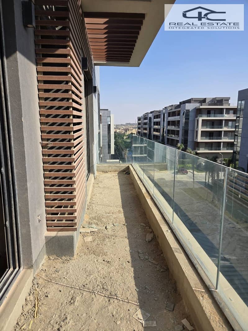 4 WhatsApp Image 2025-11-19 at 15.54. 33 (1). jpeg