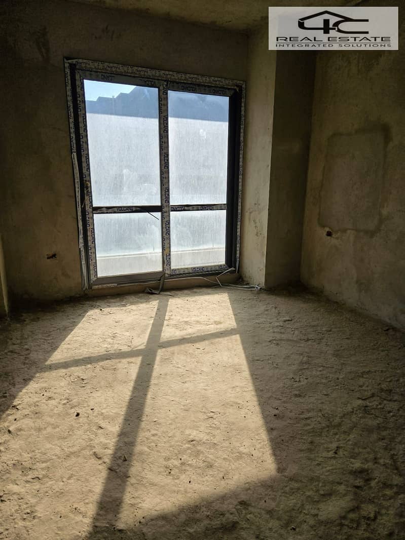 10 WhatsApp Image 2025-11-19 at 15.54. 33. jpeg