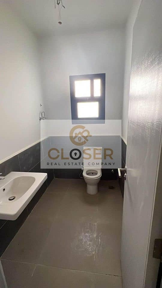 11 66303de9-f9a1-4dfb-8986-45d0620cc9ab. jpg