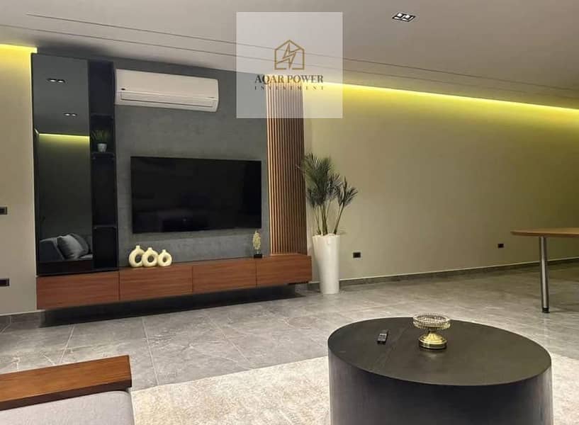 9 504377922_122150918288417267_617014353177434897_n. jpg