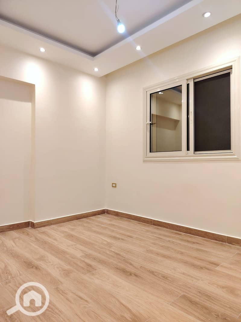 8 WhatsApp Image 2025-11-19 at 21.30. 50_81c71744. jpg