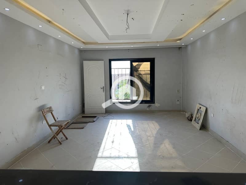 WhatsApp Image 2025-11-19 at 21.27. 17_78233d5e. jpg