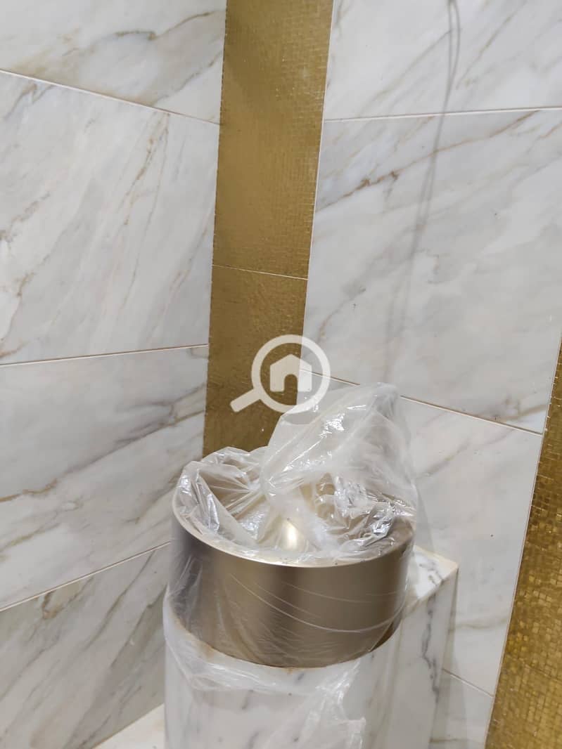 33 WhatsApp Image 2025-11-18 at 8.55. 38 PM. jpeg