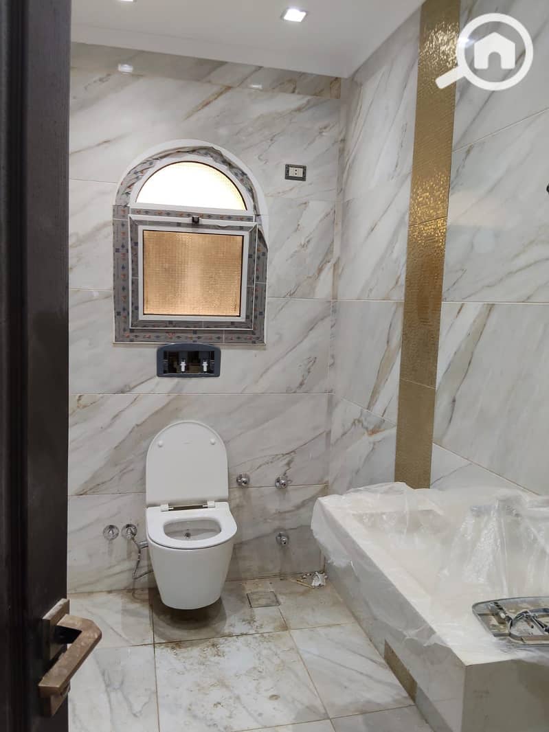 37 WhatsApp Image 2025-11-18 at 8.55. 39 PM (2). jpeg