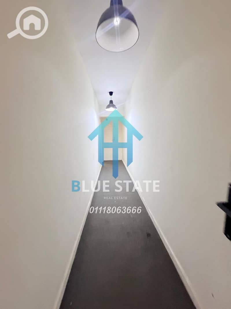 5 01118063666 (75). png