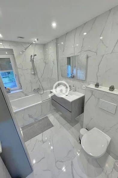 4 585599224_122175934934481003_7089042577347274779_n. jpg