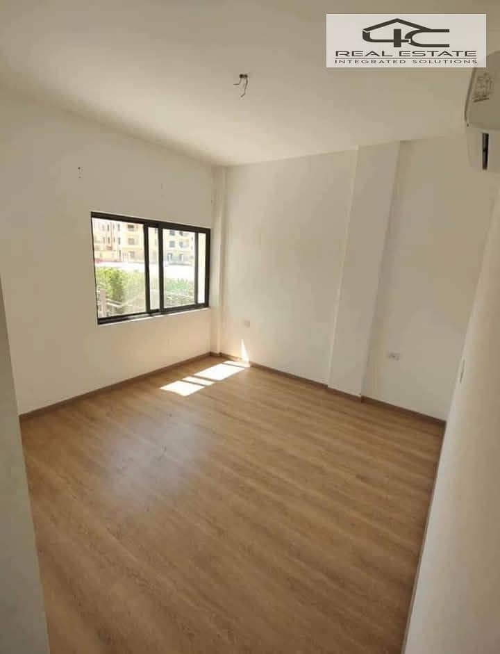 6 WhatsApp Image 2025-02-25 at 11.57. 54 PM. jpeg