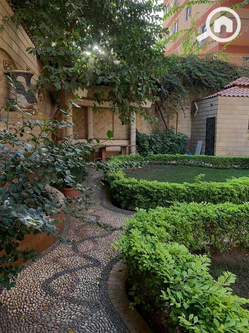 8 a061645c-e345-4c72-8f65-eff88b5181fc. jpg