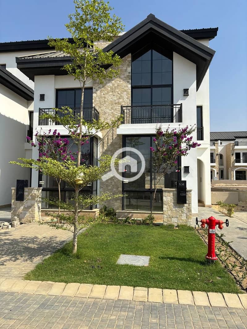 13 6033020714380019990_121. jpg