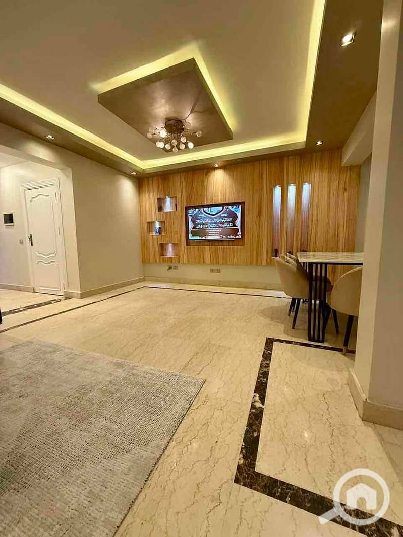 3 ce1f7c7e-4e1b-44c3-a2fd-8547334867cc. jpg