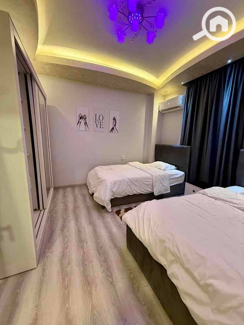 5 5d76835d-b9a3-48ef-949a-13d739857a1e. jpg