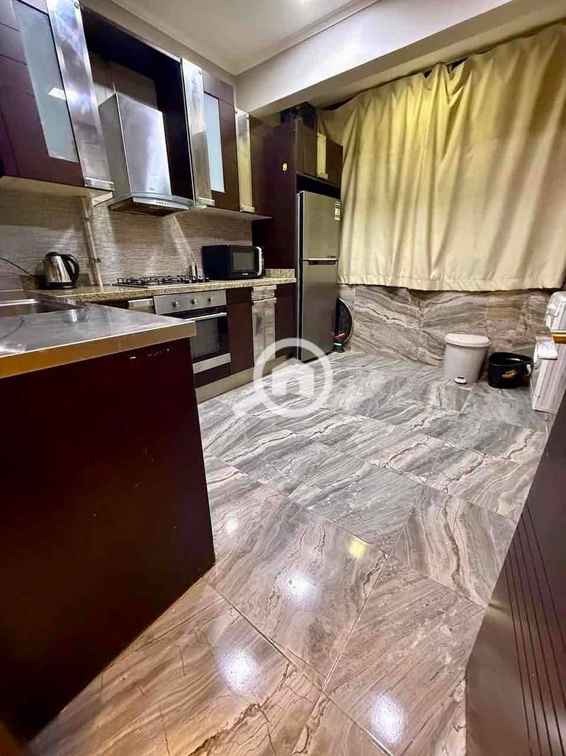 9 18070b78-a78d-40b8-9716-259a6219eb62. jpg